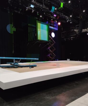 151-das-das-kucuk-prens-oyun-alani-sahne-kurulumu-753 151-das-das-kucuk-prens-oyun-alani-sahne-kurulumu-753