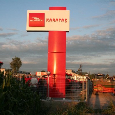 1074-karatas-aluminyum-isikli-totem-tabela-302