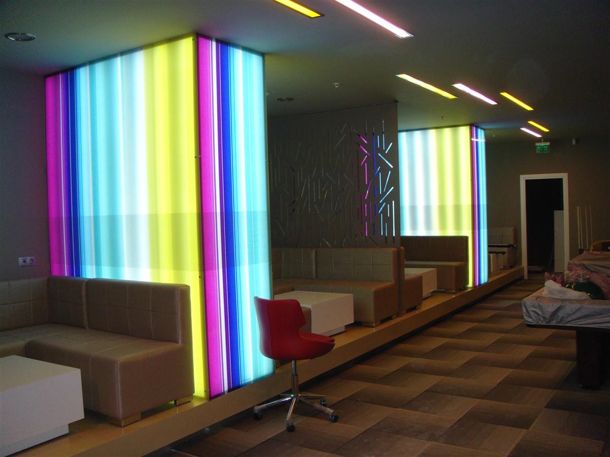 1134-ofis-ve-isletme-ici-isikli-plexi-kutu-281