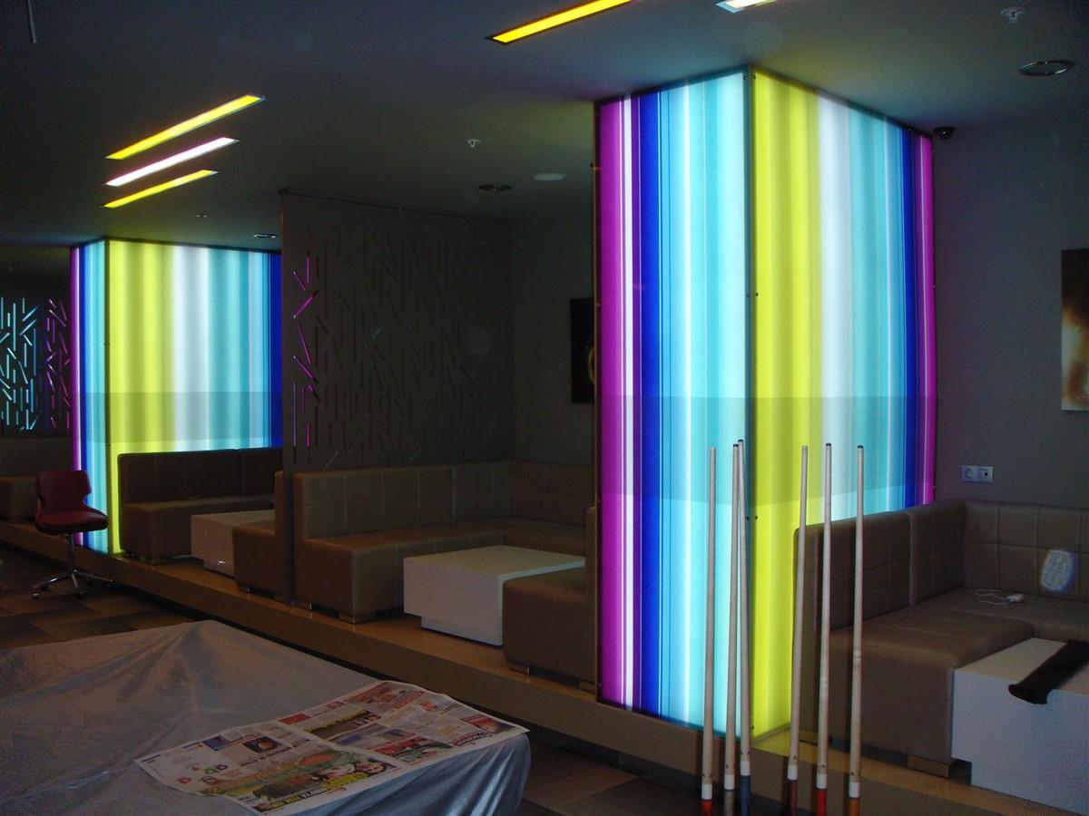 1135-ofis-ve-isletme-ici-isikli-plexi-kutu-273