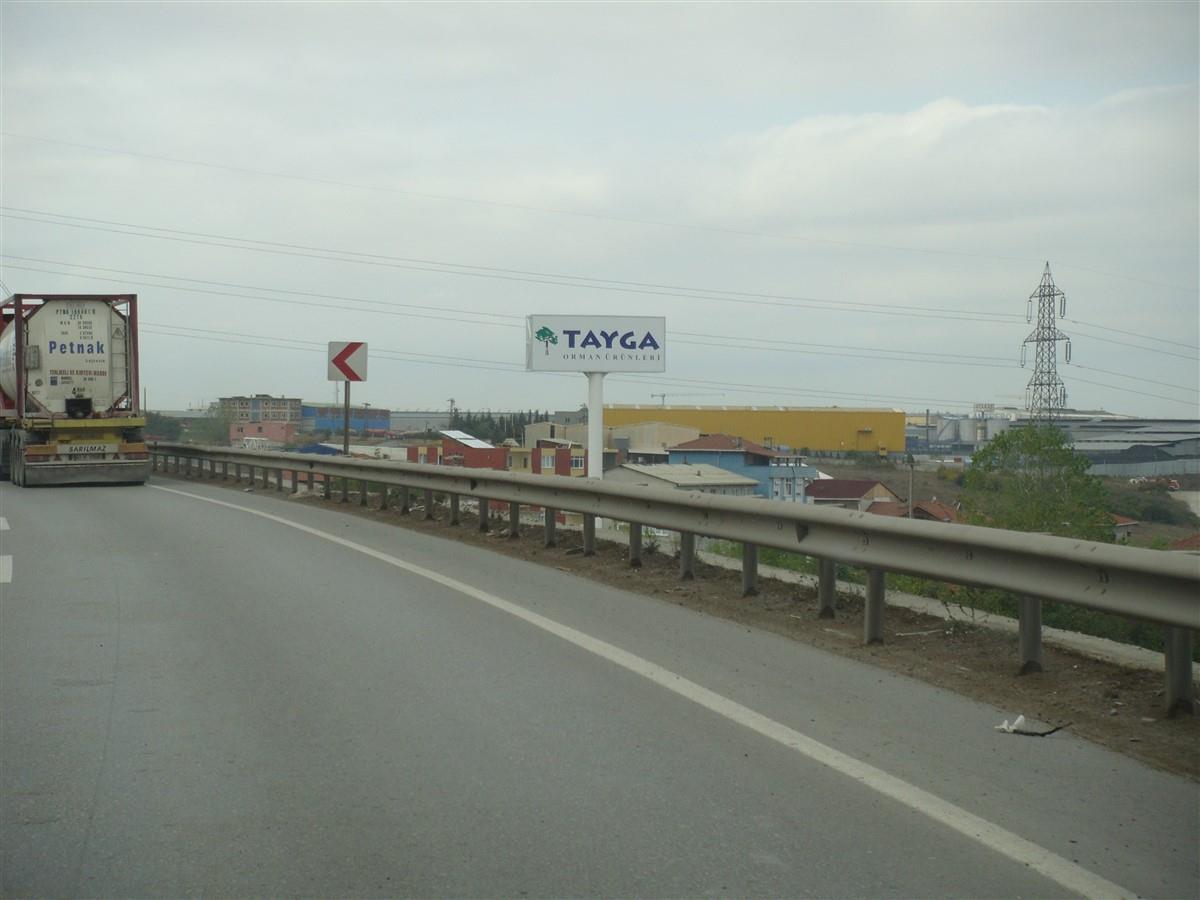 1143-tayga-boru-uzeri-isikli-totem-tabela-706