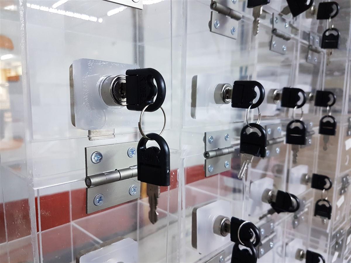 1156-seffaf-plexi-urun-saklama-kutulari-283