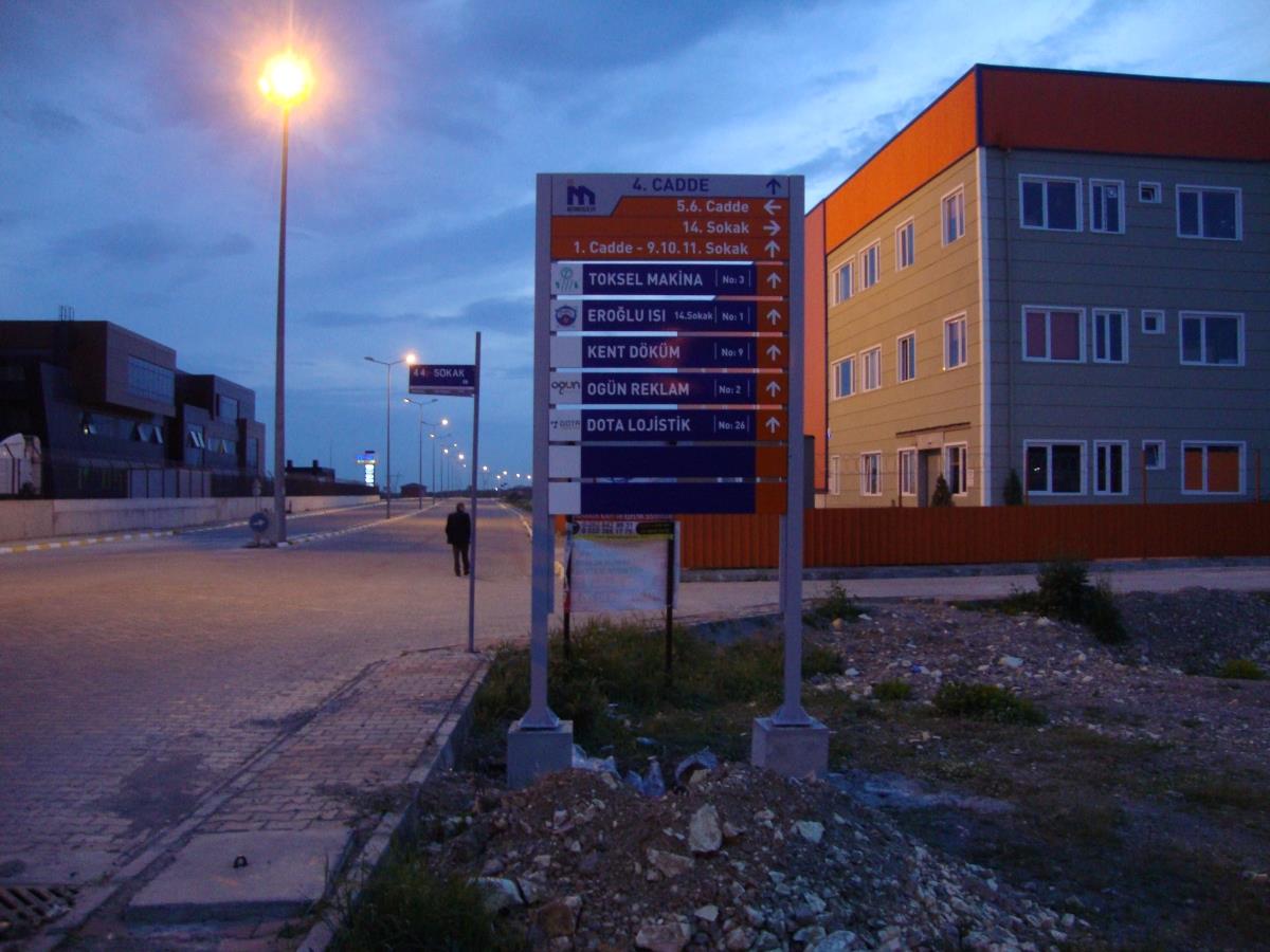 1186-kobi-osb-ayakli-firma-yonlendirme-tabelasi-98