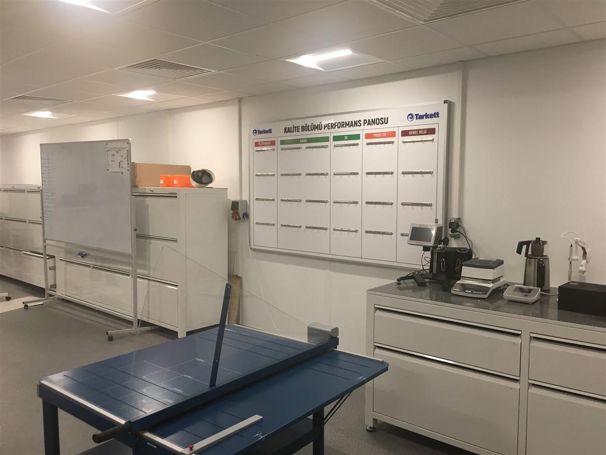 1250-tarkett-kalite-perfermans-panosu-356