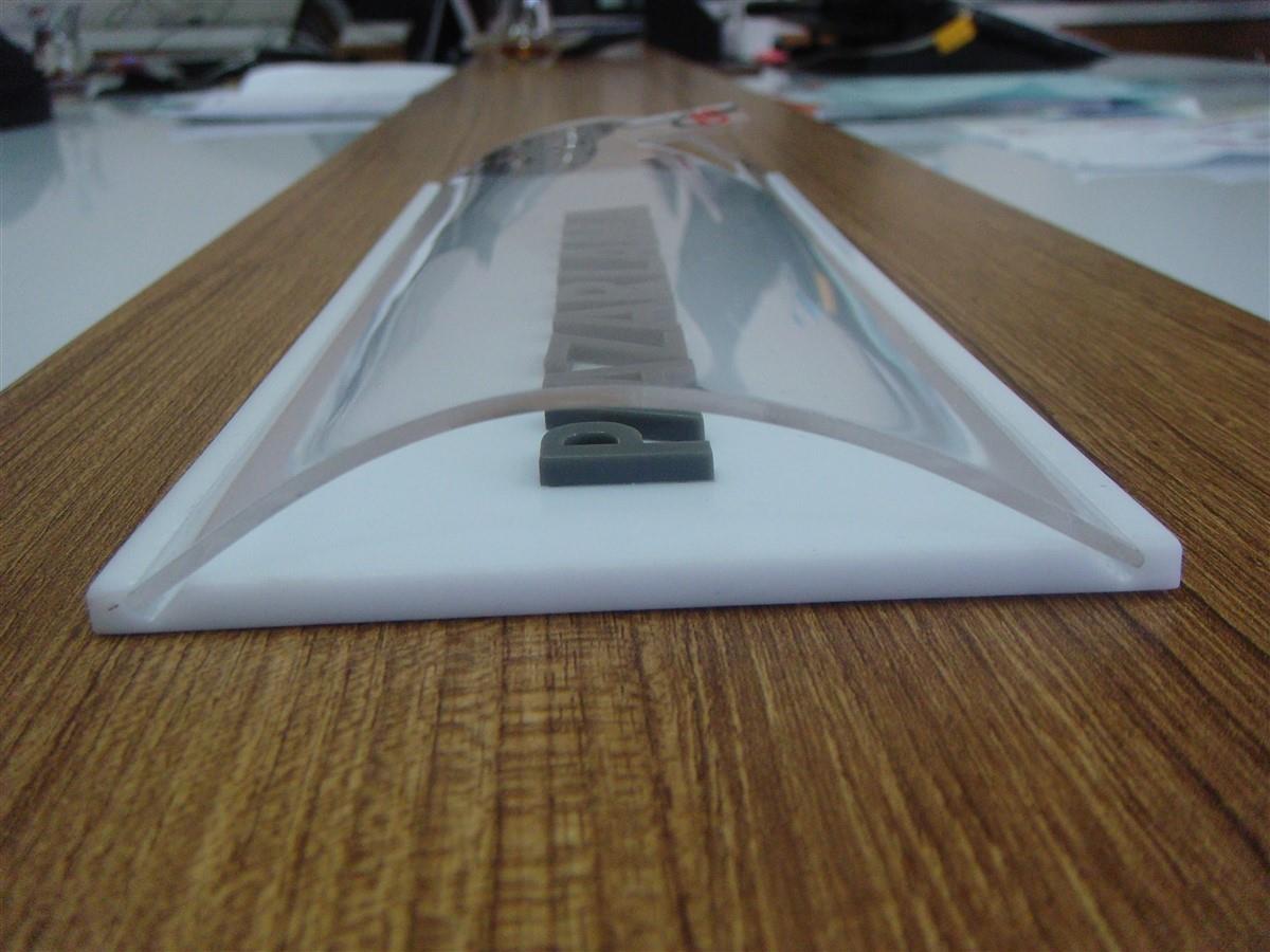 1357-cps-pleksi-kabartma-ofis-isimligi-659