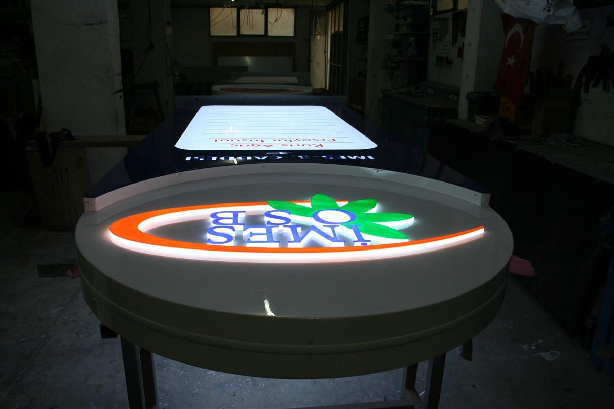 1431-imes-osb-isikli-yonlendirme-pilon-tabela-249