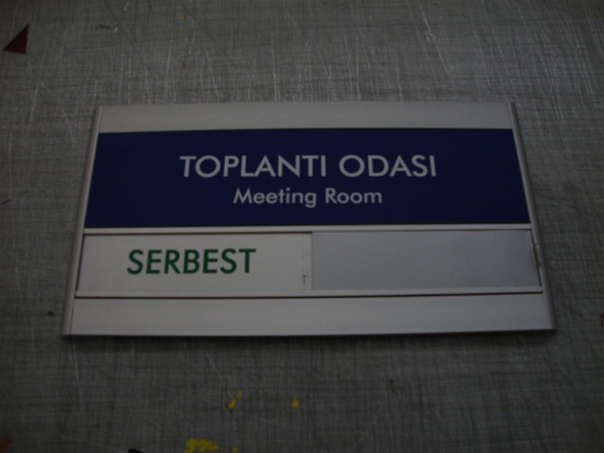 1469-toplanti-odasi-kapi-isimligi-serbest-meskul-881