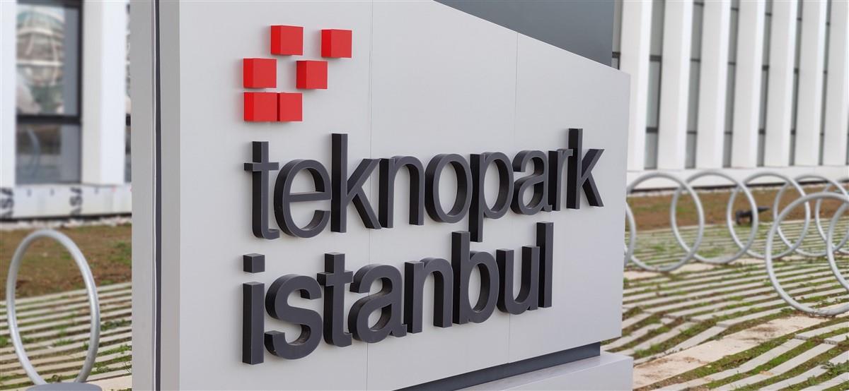 1477-teknopark-istanbul-pilon-tabela-482