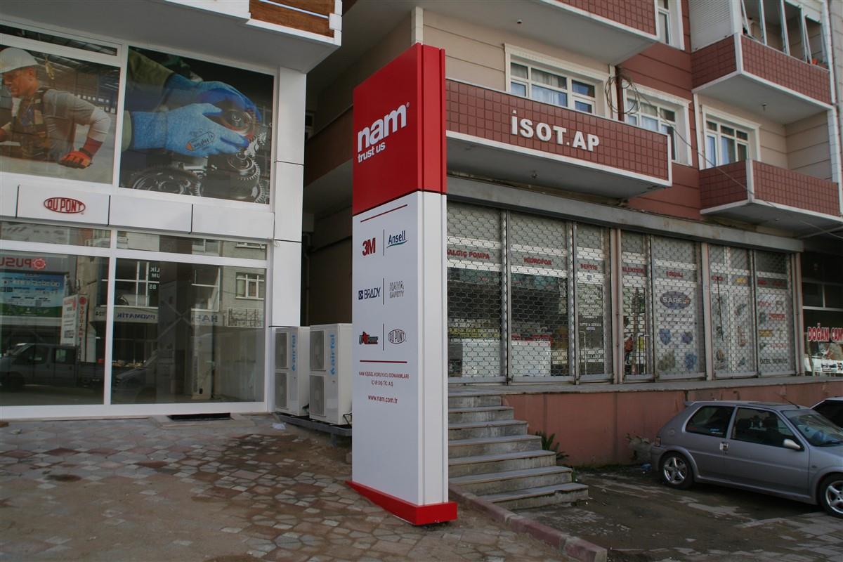 1568-nam-trust-us-isikli-pilon-tabela-360