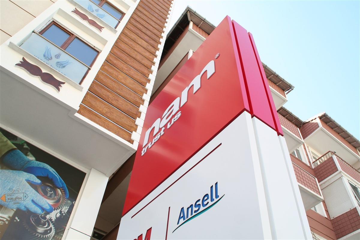 1570-nam-trust-us-isikli-pilon-tabela-762