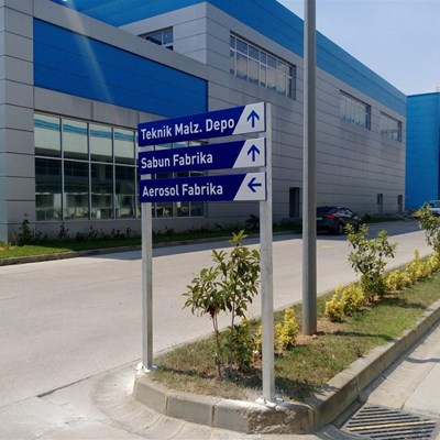 1665-ayakli-dis-mekan-yonlendirme-tabelalari-947