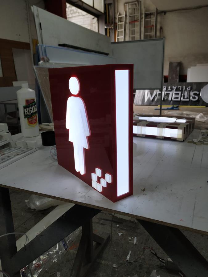 1694-teknopark-istanbul-isikli-pleksi-isimlik-869