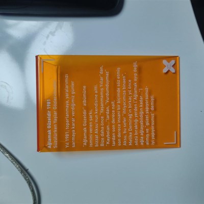 1856-seffaf-renkli-tanitim-pleksi-calismasi-721