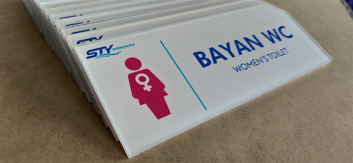 2009-sty-waterparks-pleksi-kapi-isimligi-768