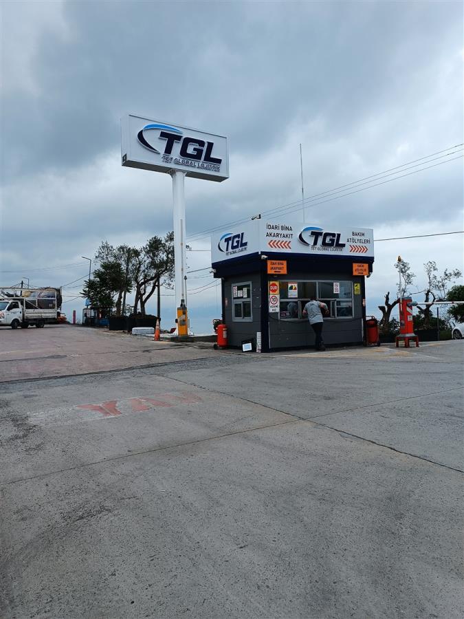 2118-tgl-lojistik-boru-uzeri-isikli-kutu-harf-totem-tabela-697