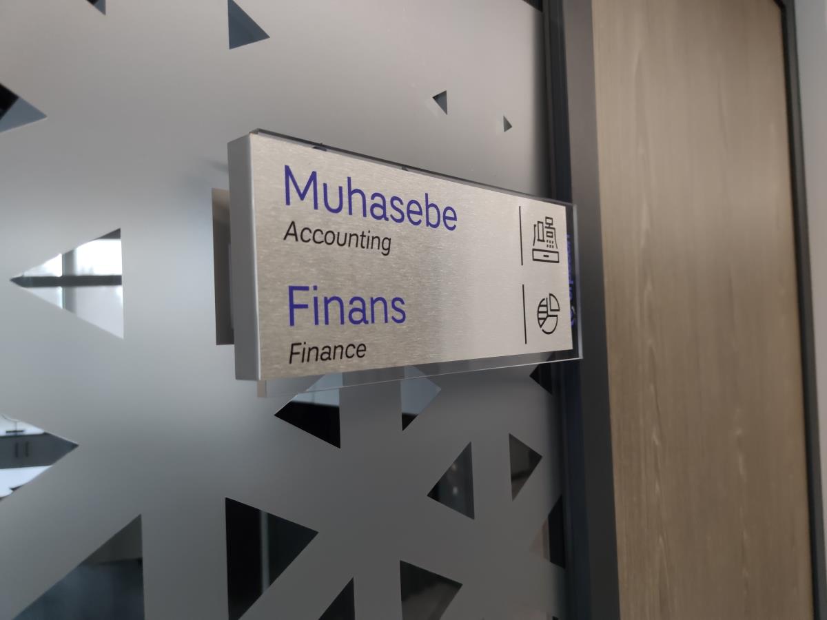 2248-erpasan-satineli-aluminyum-yonlendirme-537