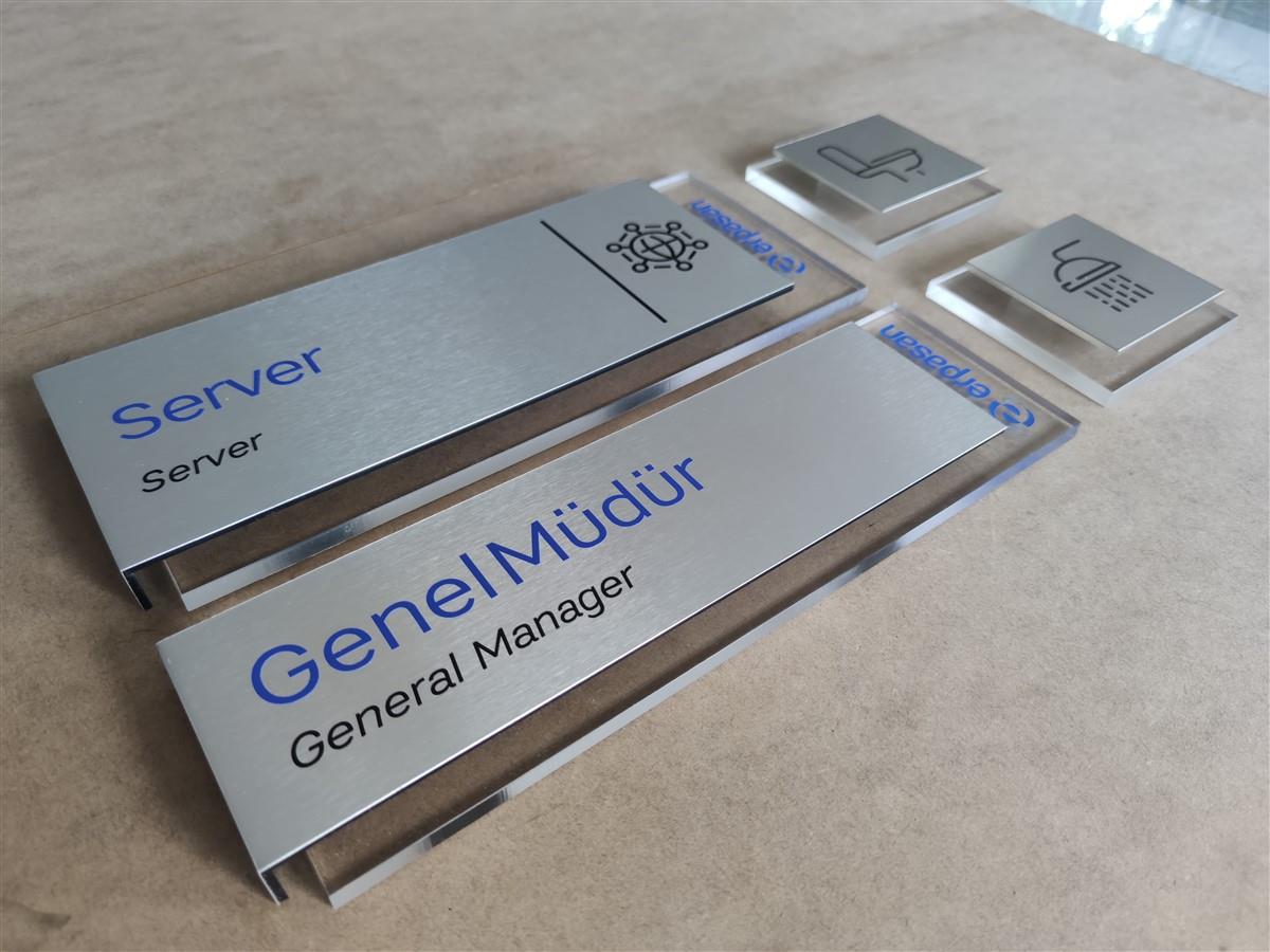 2250-erpasan-satineli-aluminyum-yonlendirme-levhasi-711