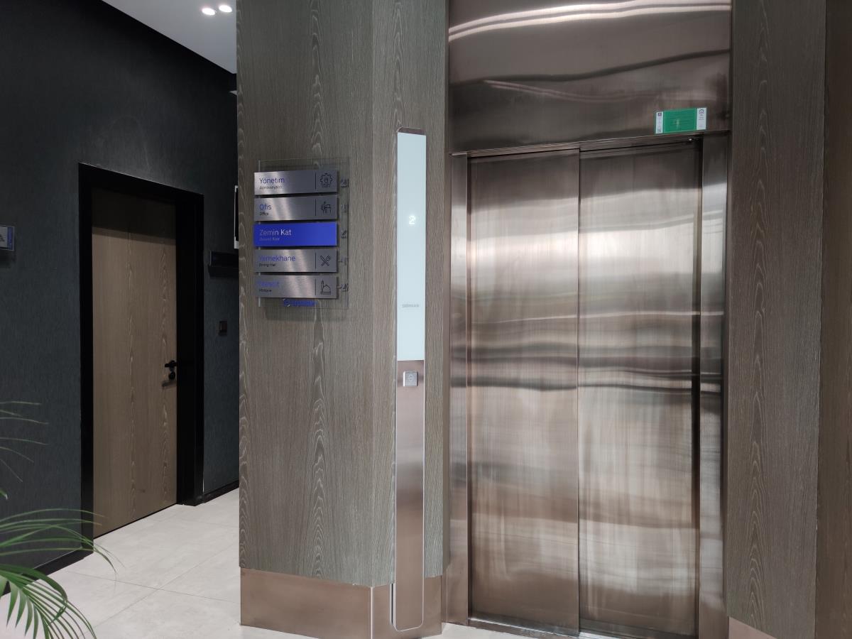 2305-erpasan-satineli-aluminyum-yonlendirme-571