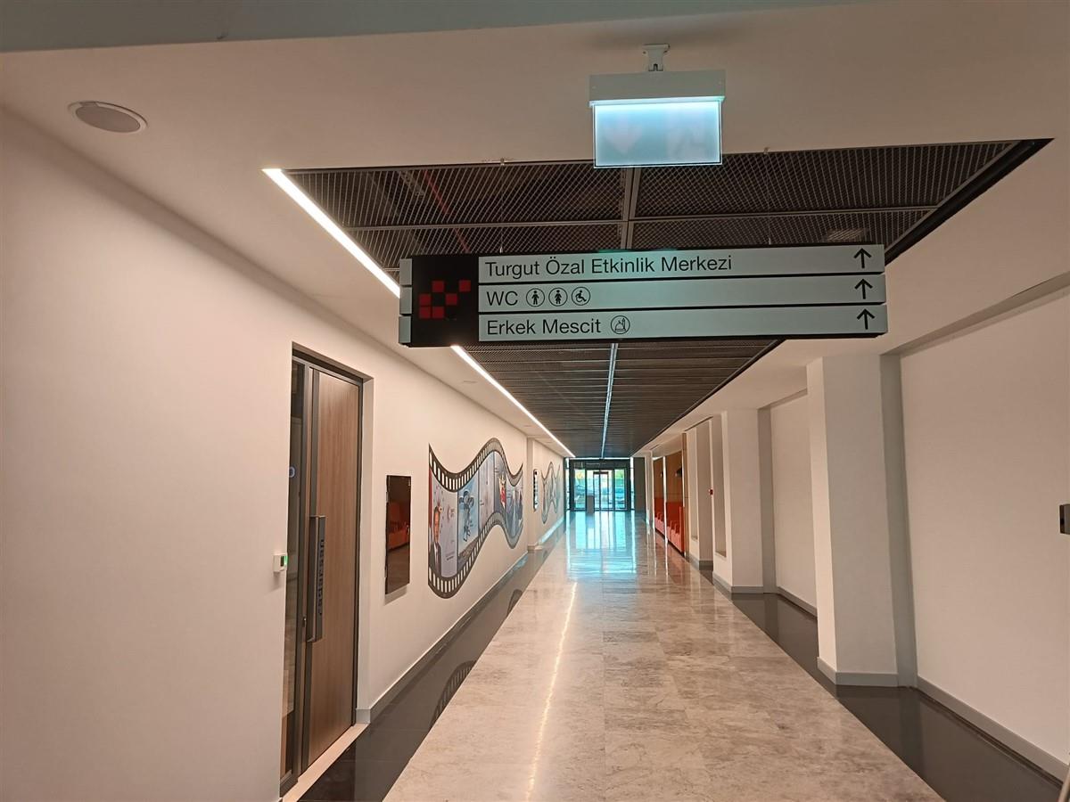 2357-teknopark-istanbul-kat-yonlendirme-levhalari-374