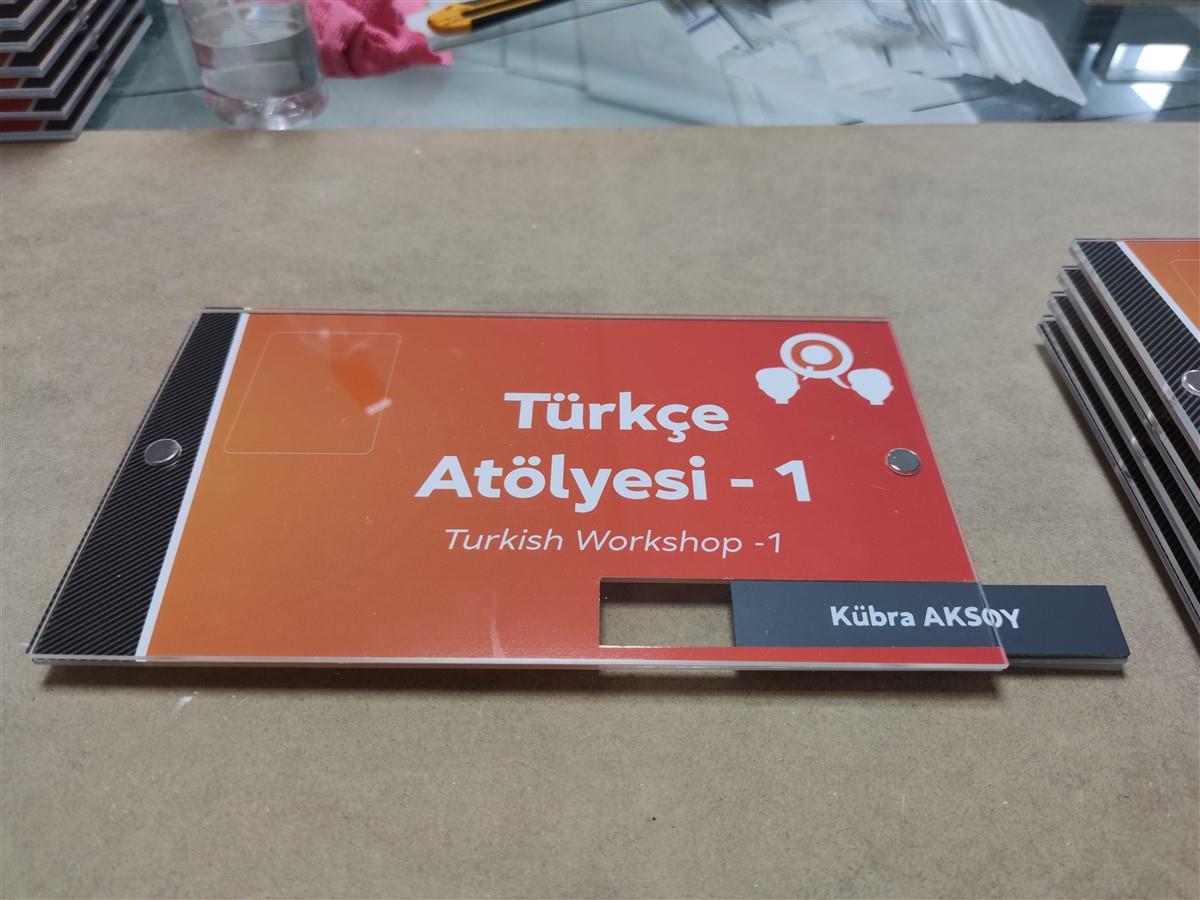 2401-pileksi-manyetik-ofis-kapi-isimligi-282