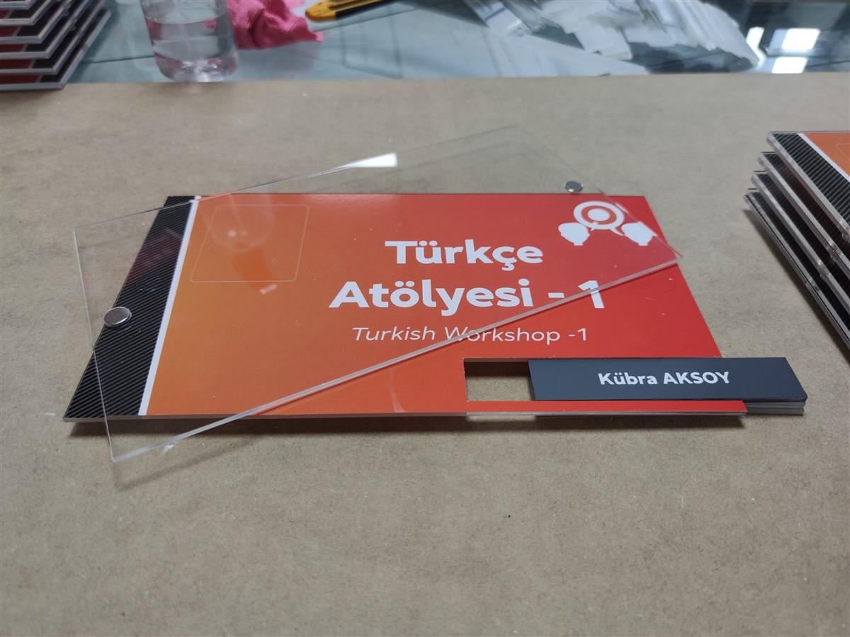 2403-pileksi-manyetik-ofis-kapi-isimligi-629