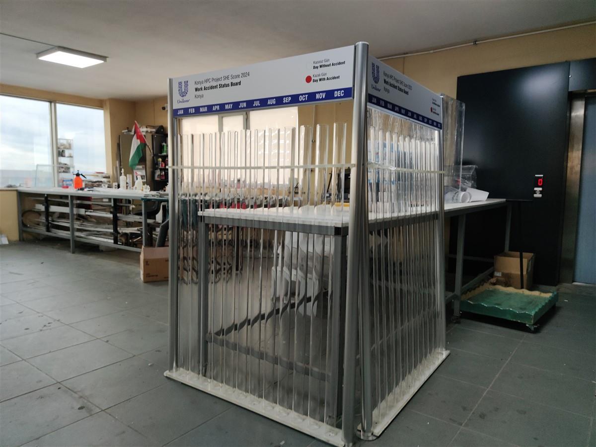 2410-is-sagligi-ve-guvenligi-kazasiz-gun-panosu-572