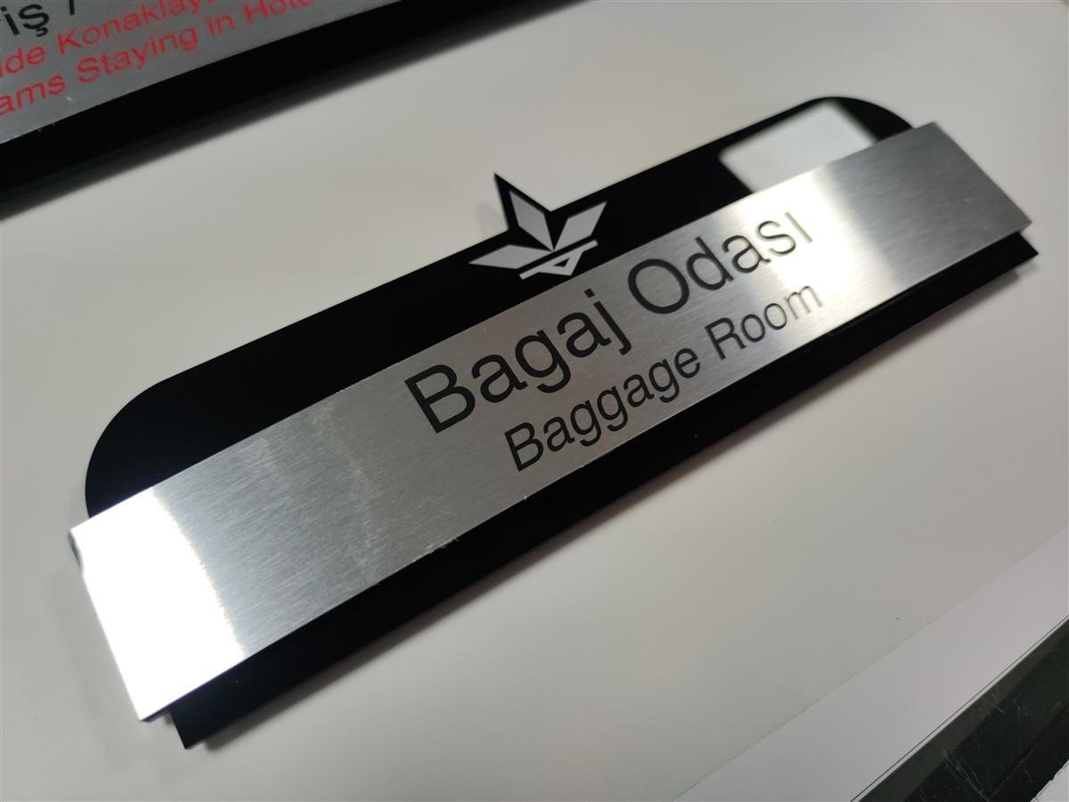 2506-volley-hotel-istanbul-kapi-isimligi-730