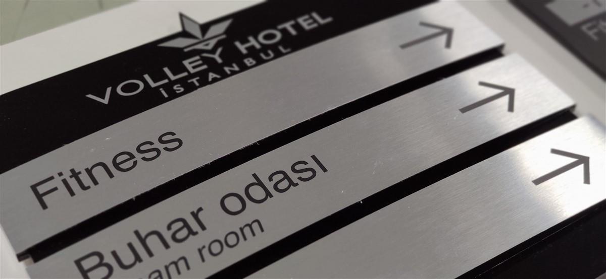 2507-volley-hotel-istanbul-kapi-isimligi-965