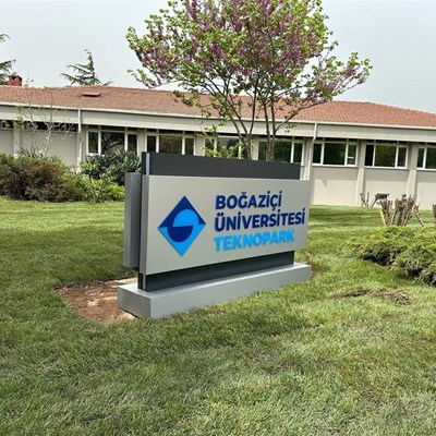 2515-bogazici-universitesi-pilon-tabela-687