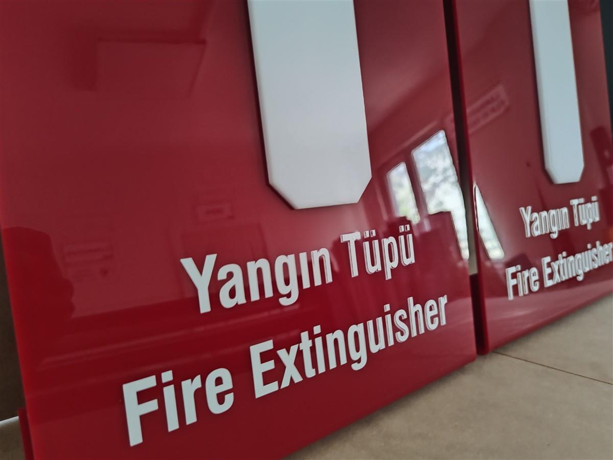 2560-pleksi-yangin-tupu-yer-tespit-levhasi-tabelasi-876