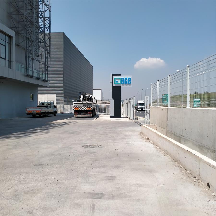 705-totem-tabela-619